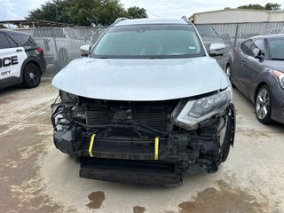 2019 Nissan Rogue SL - Exterior Front Center Image